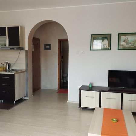 Apartments Vila Vrdnik Buitenkant foto